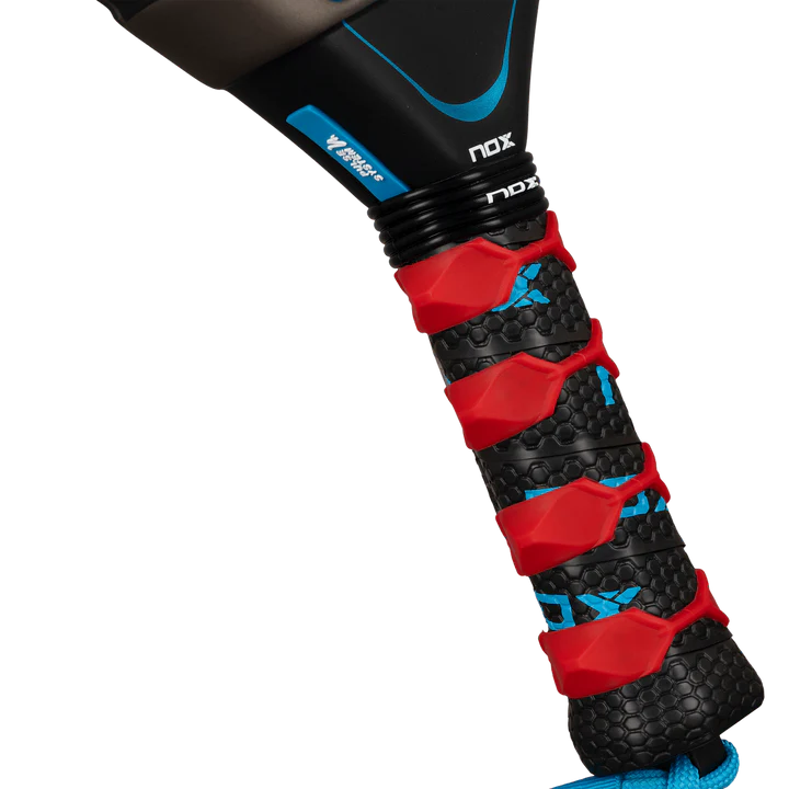 Pala de Pádel AT10 PRO CUP SOFT – Agustín Tapia